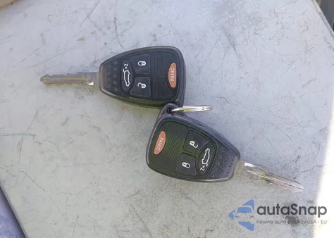 2007 Chrysler Pacifica Touring z USA, uszkodzony, nr VIN 2A8GM68X07R113091